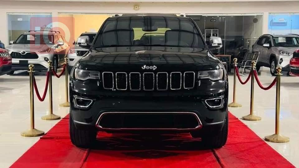 جیپ گراند شیرۆکی
